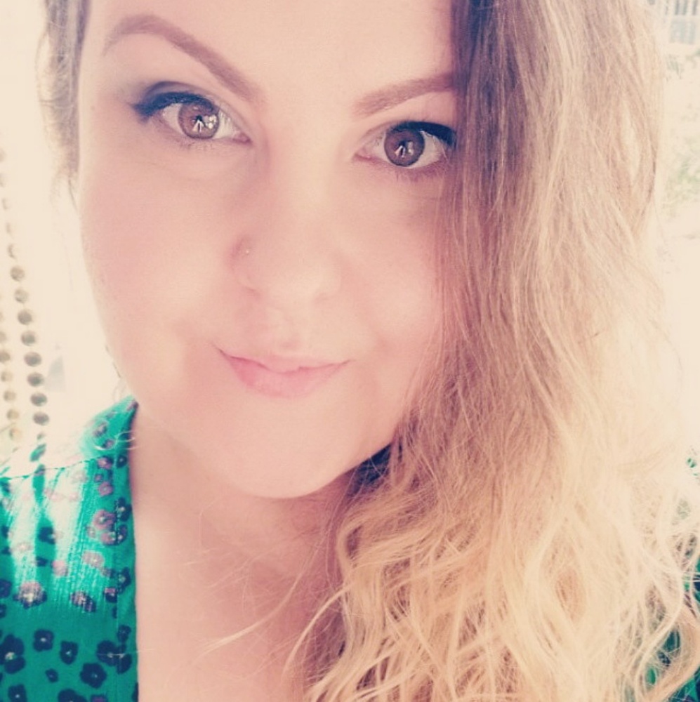 Meet your Posher, Lucy